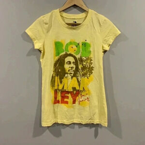 Bob Marley Sun is Shinning Zion  Official T-Shirt